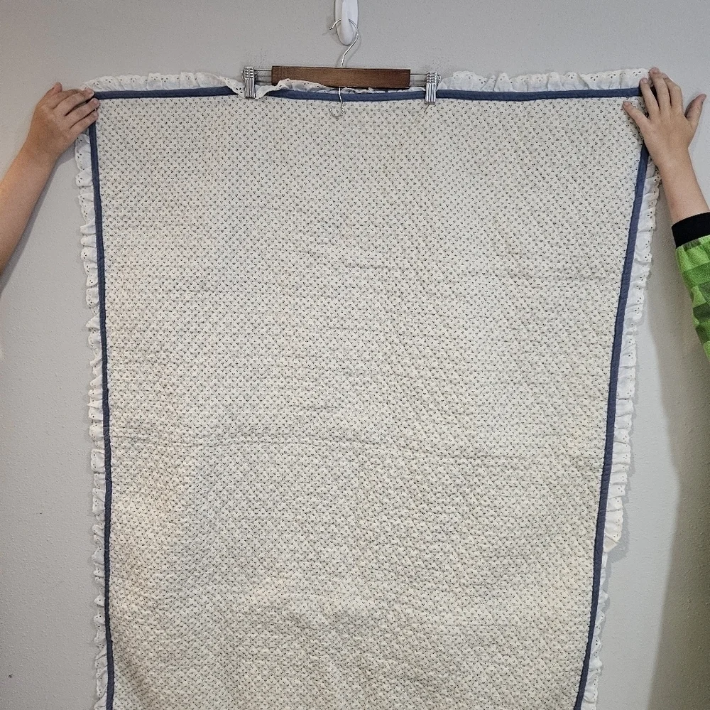 Vintage lace rocking horse quilt